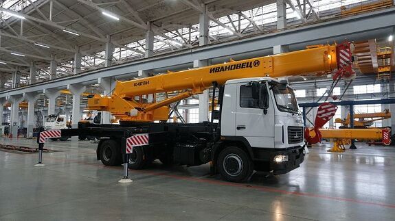 Автомобильный кран Ивановец КС-45717А-1В МАЗ 6312C3 25 тонн