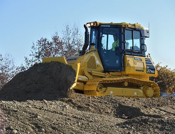 Аренда гусеничного бульдозера Komatsu D37EXiPXi-24